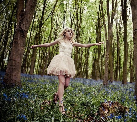 blue-dress-fashion-flowers-forest-girl-Favim.com-61623